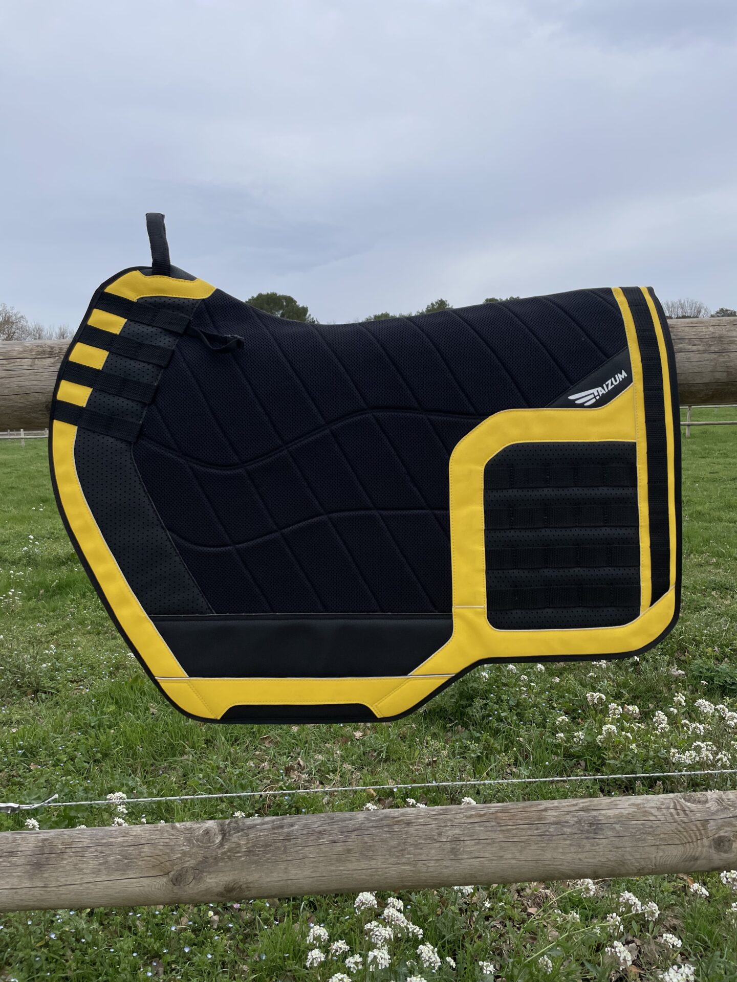 tapis rando jaune