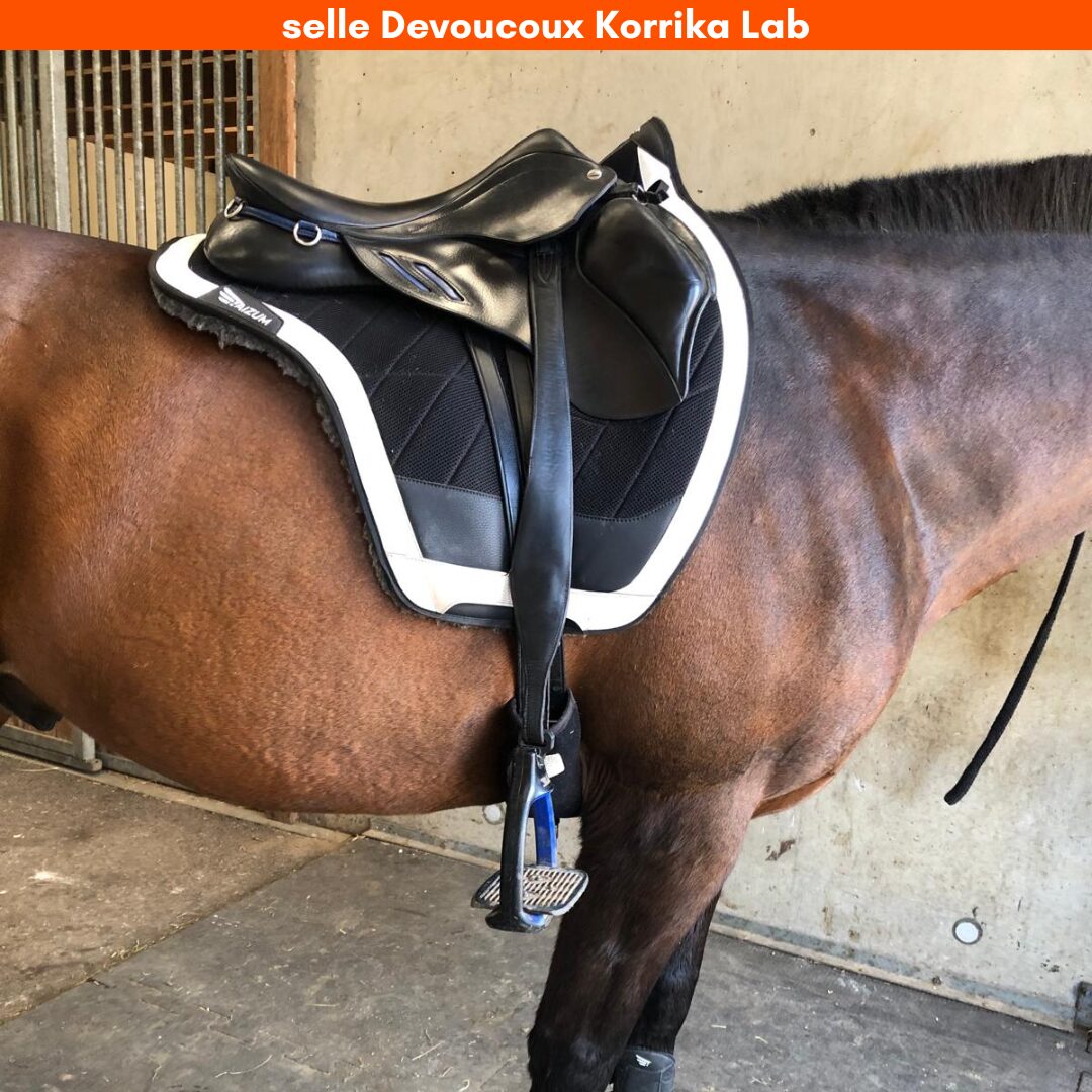 selle devoucoux korrika lab et tapis haizum